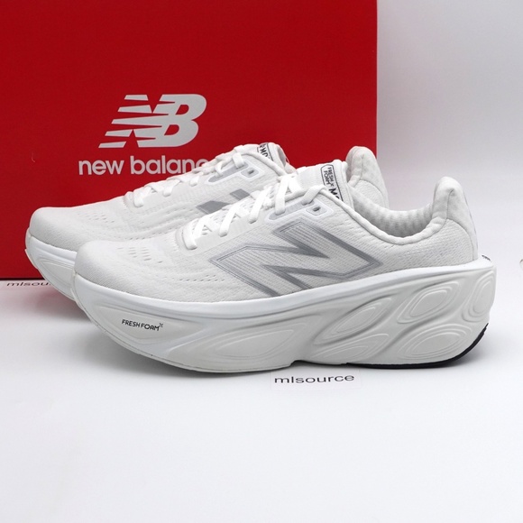 NEW XWIDE 4E Men's New Balance Fresh Foam X More v5 Sneakers MMORLW5 - Picture 1 of 9